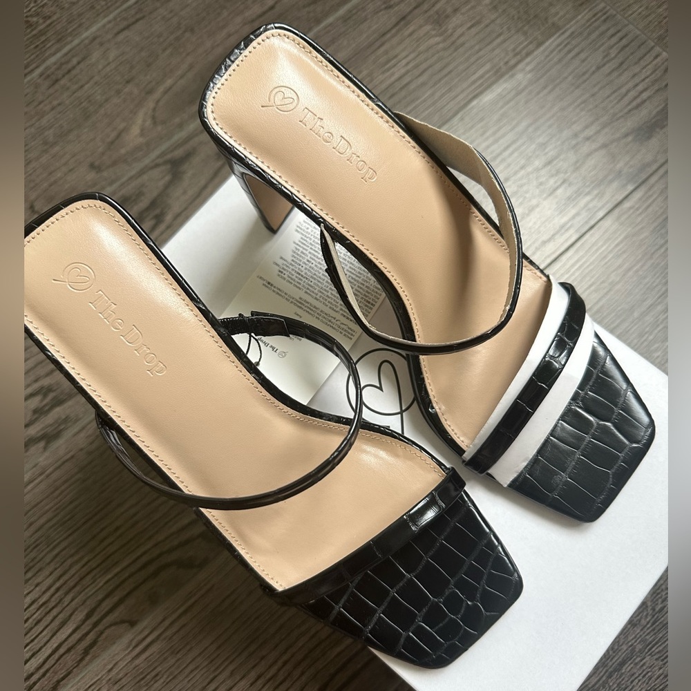 Square Toe Two Strap Heels - Picture 6 of 6